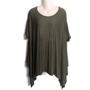 Steezyer Green Flowy Butterfly Poncho Blouse Top Size Women Medium NEW with Tag